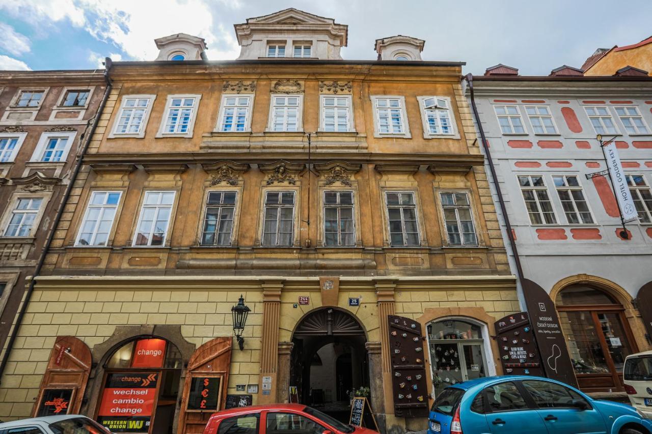 New Stylish 3 Suites Bedrooms Apt In Mala Strana - N2Nd Praha Eksteriør bilde